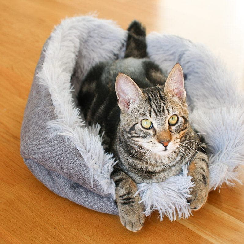 2-in-1 Soothing Cat Bed 6